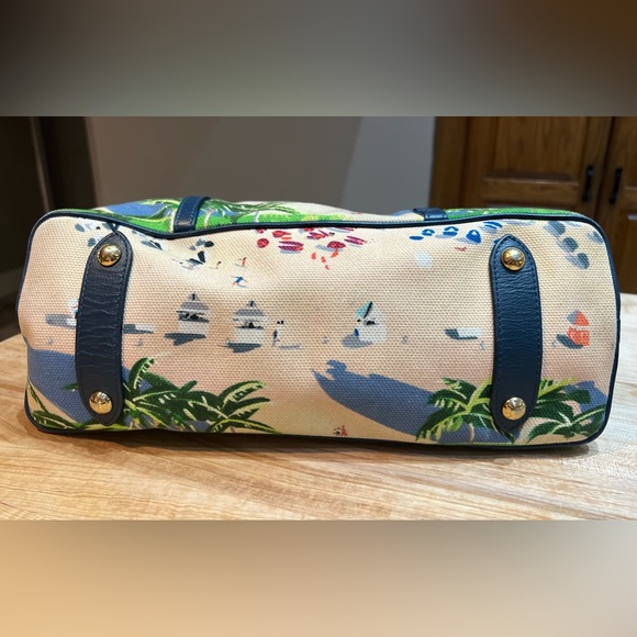 LOUIS VUITTON
Limited Edition Escale Canvas Ailleurs Cabas GM Bag - Picture 7 of 17